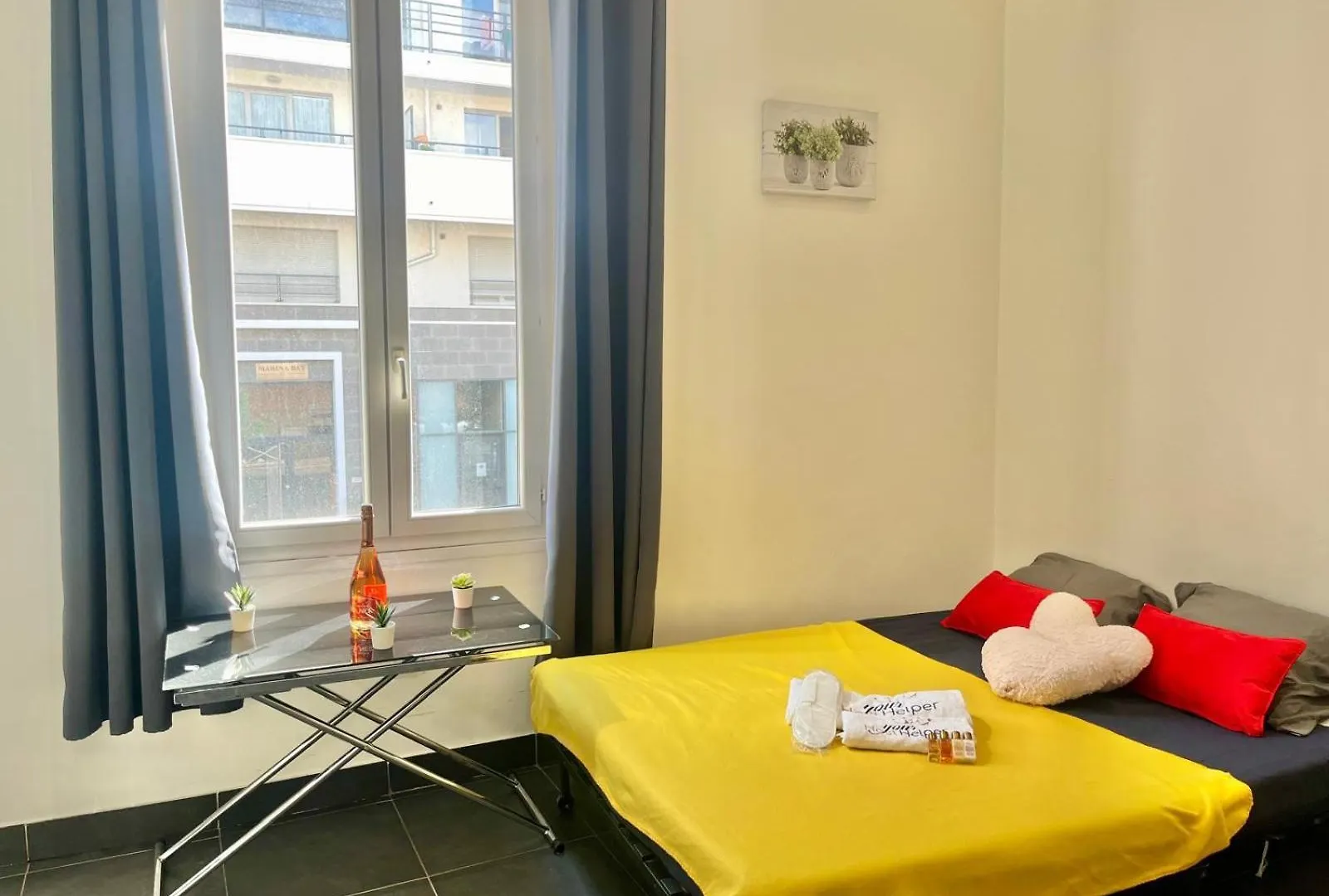 Studio Juan 1 Yourhosthelper Antibes Apartment